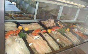 Coolum Seafoods - Hotel WA 6