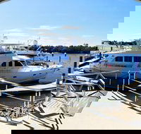 Quarterdeck Kitchen  Bar - Hotel WA