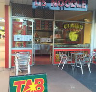 Li's Noodles - Hotel WA