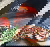 tZAr's Pizza - Hotel WA