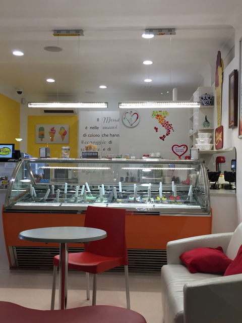 Gelateria Milano - Hotel WA 4