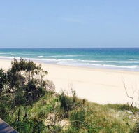 Peregian Beach Hotel - Hotel WA