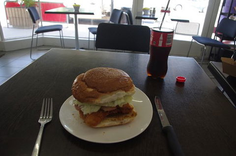 Giru Cafe - Hotel WA 0