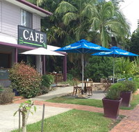The Lounge Lizard Cafe
