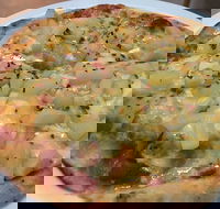 El Toro Pizza  Restaurant - Hotel WA