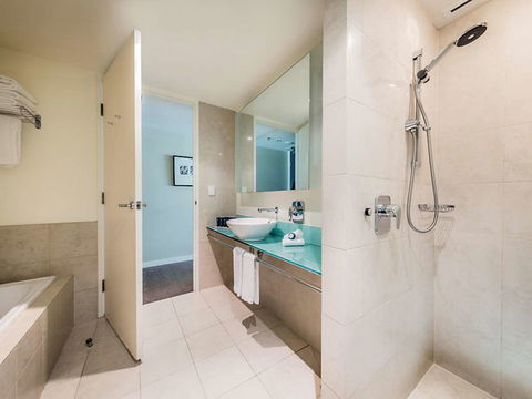 PARKROYAL Melbourne Airport - Hotel WA 5