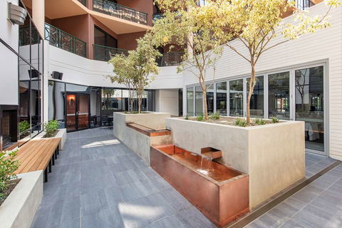 Amora Hotel Riverwalk Melbourne - Hotel WA 2