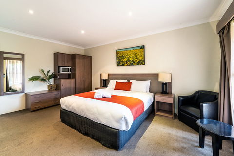 Parkes International - Hotel WA 1