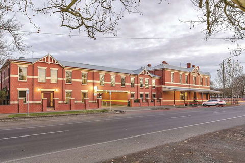 Lake Inn Ballarat - Hotel WA 1