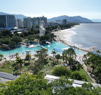 Pacific Hotel Cairns - Hotel WA