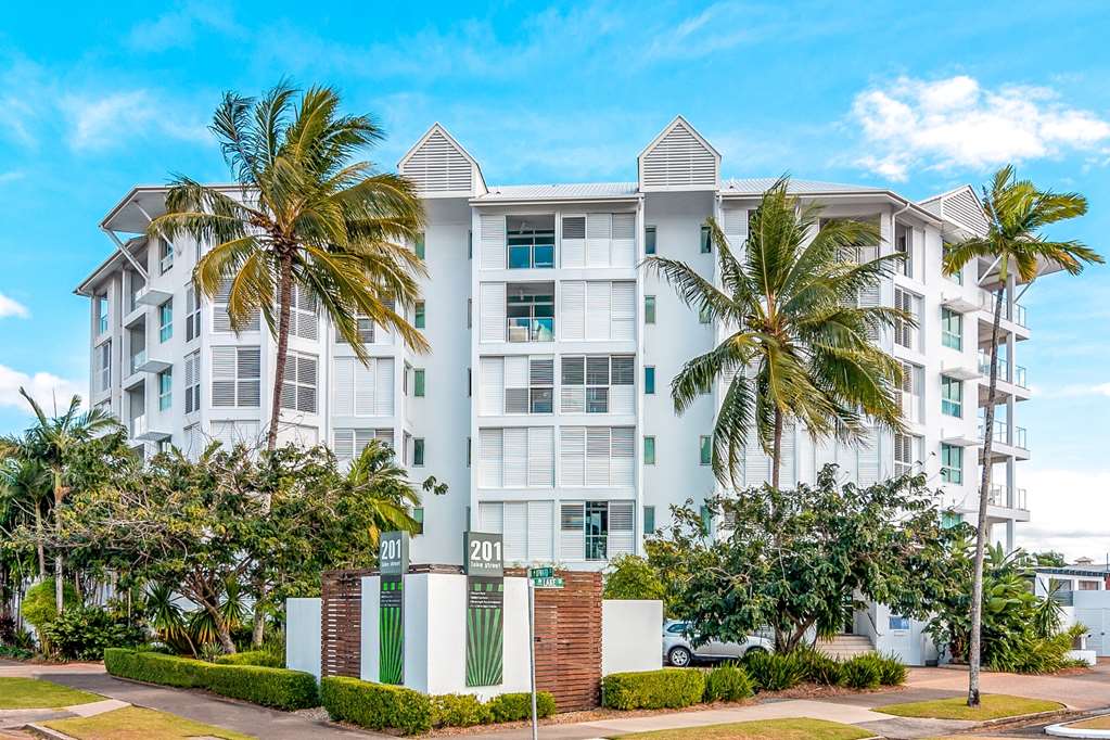 Westcourt QLD Hotel WA