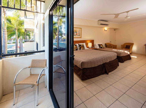 Cairns Queenscourt - Hotel WA 2