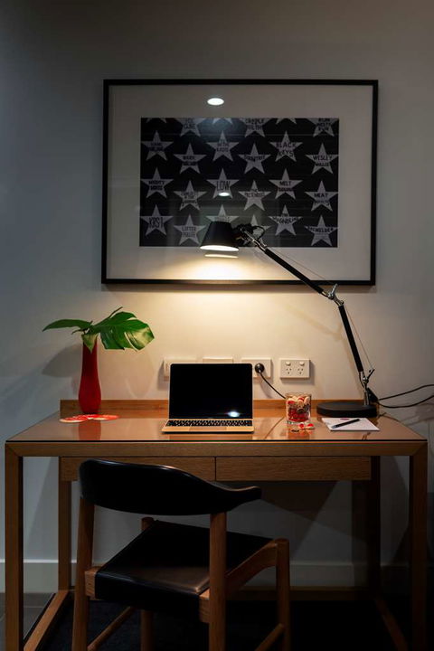 East Hotel - Hotel WA 13