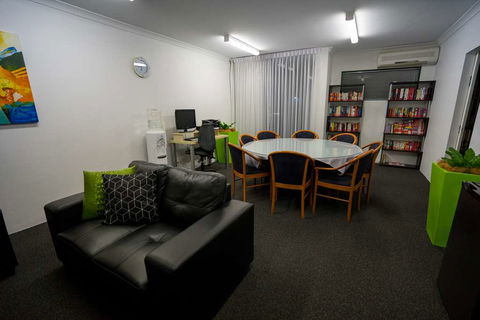 Perth Ascot Central Apartment Hotel - Hotel WA 5
