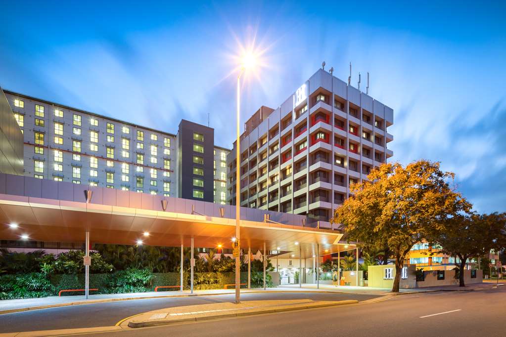 Murrawee ACT Hotel WA
