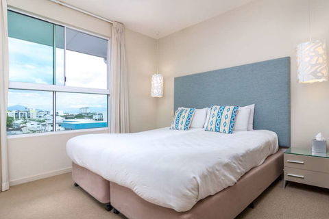 201 Lake Street - Cairns - Hotel WA 1