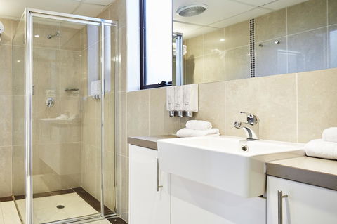 Manuka Park Serviced Apartments - Hotel WA 29