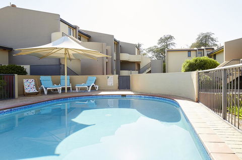 Manuka Park Serviced Apartments - Hotel WA 34