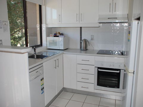Manuka Park Serviced Apartments - Hotel WA 14