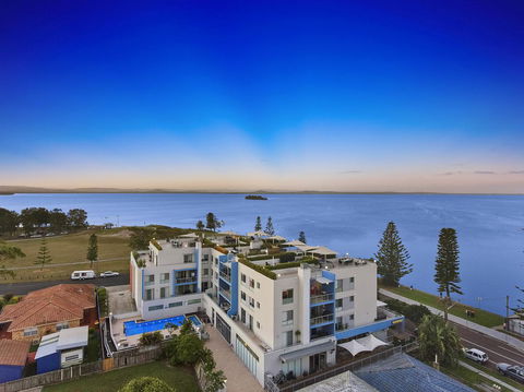 Lakeside Waterfront Apartment The Entrance - Hotel WA 16