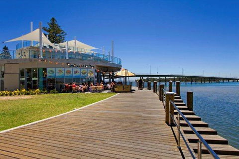 Lakeside Waterfront Apartment The Entrance - Hotel WA 40