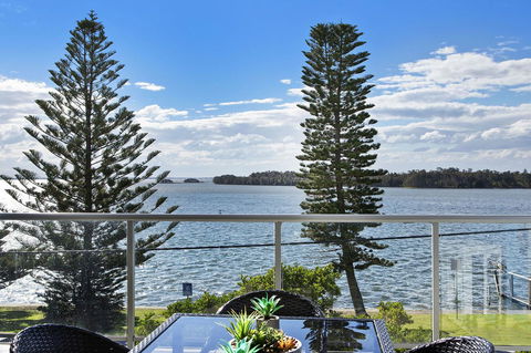 Lakeside Waterfront Apartment The Entrance - Hotel WA 29
