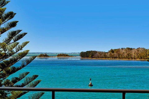 Lakeside Waterfront Apartment The Entrance - Hotel WA 34