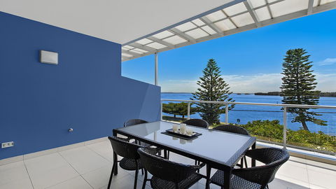 Lakeside Waterfront Apartment The Entrance - Hotel WA 32