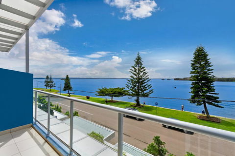 Lakeside Waterfront Apartment The Entrance - Hotel WA 33