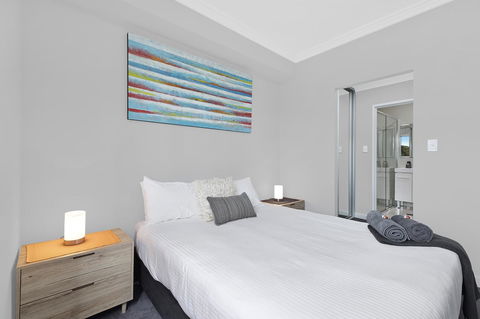 Lakeside Waterfront Apartment The Entrance - Hotel WA 8