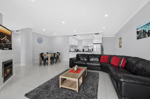 Lakeside Waterfront Apartment The Entrance - Hotel WA 4