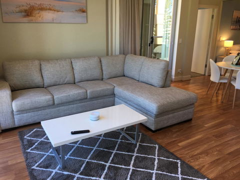 Beachside Luxury Apartments One & Two Bedroom In Beachfront Oaks Pier Building - Hotel WA 20