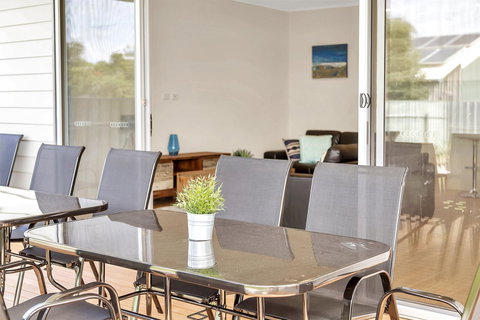 Eastern Breeze - Hotel WA 27