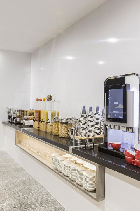 Ibis Adelaide - Hotel WA 18