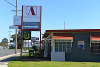 Book West Wyalong Accommodation Vacations Hotel WA Hotel WA