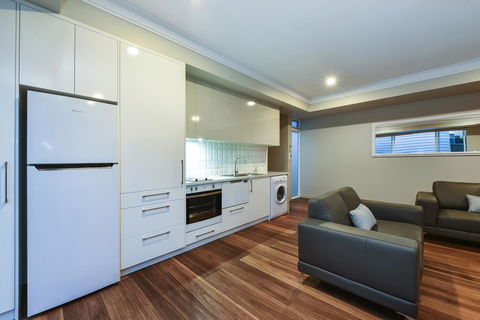Aloha Central Luxury Apartments - Hotel WA 29