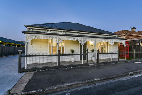 Aloha Central Luxury Apartments - Hotel WA 12