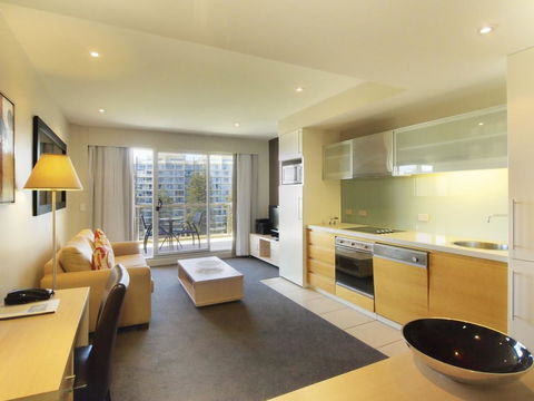 Oaks Glenelg Plaza Pier Suites - Hotel WA 6