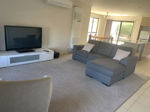 Little On Ash - Hotel WA 6
