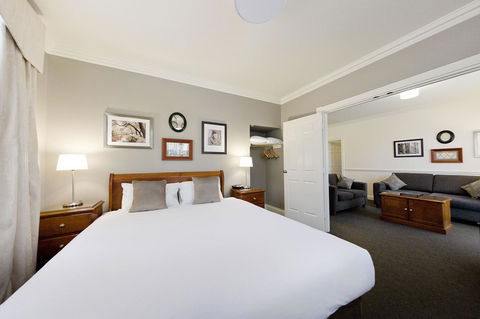 Majestic Old Lion Apartments - Hotel WA 13