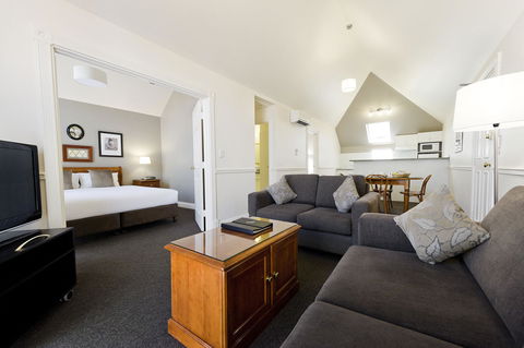 Majestic Old Lion Apartments - Hotel WA 5