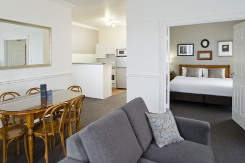 Majestic Old Lion Apartments - Hotel WA 7