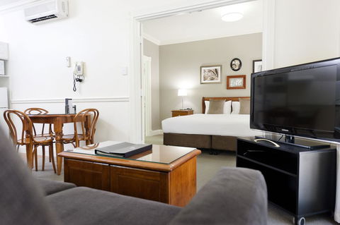 Majestic Old Lion Apartments - Hotel WA 10