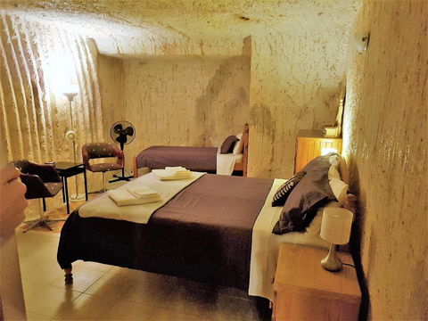 Underground Gem - Hotel WA 5