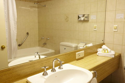 Comfort Hotel Adelaide Meridien - Hotel WA 12