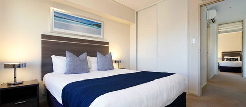Hume Serviced Apartments - Hotel WA 4