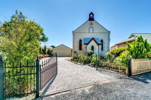 \'THE CHURCH\' Guest Home, Gawler Barossa Region - Hotel WA 12
