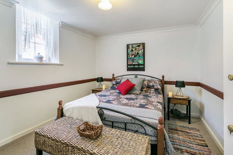 \'THE CHURCH\' Guest Home, Gawler Barossa Region - Hotel WA 4