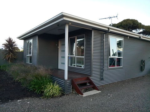 Home On Torrens - Hotel WA 5
