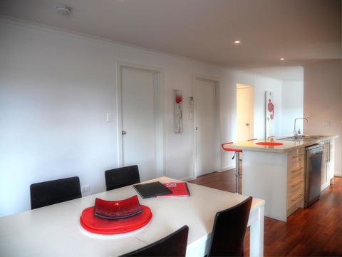 Home On Torrens - Hotel WA 21